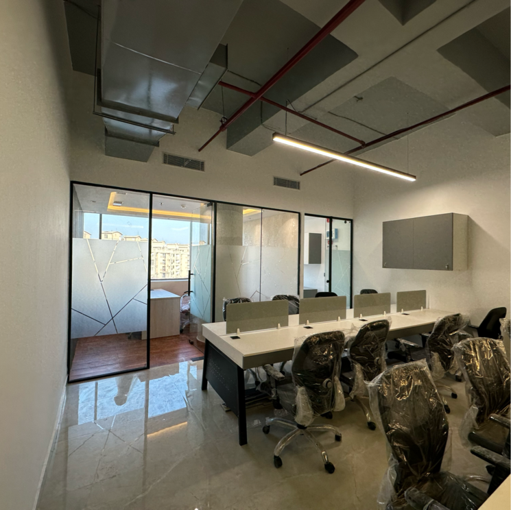 Team Area, spaze-itech-park Commercial Office Space 900 Sq.Ft. In Sispal Vihar Gurgaon 9583289