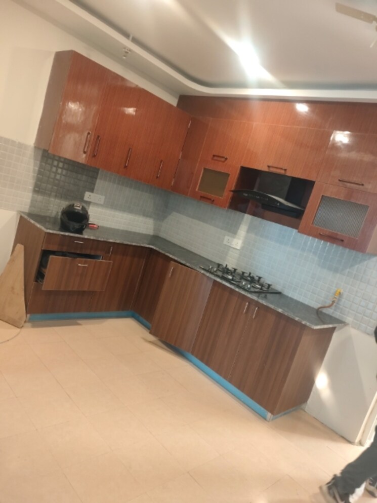 Kitchen, amrapali-heartbeat-city 4 Bedroom 3235 Sq.Ft. Apartment In Sector 107 Noida 9583311