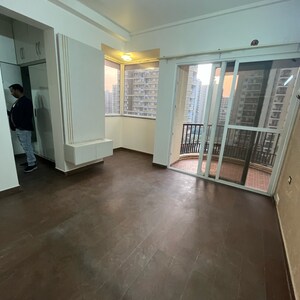 Room in 3 BHK Apartment at Dasnac The Jewel, Sector 75 – for Rent