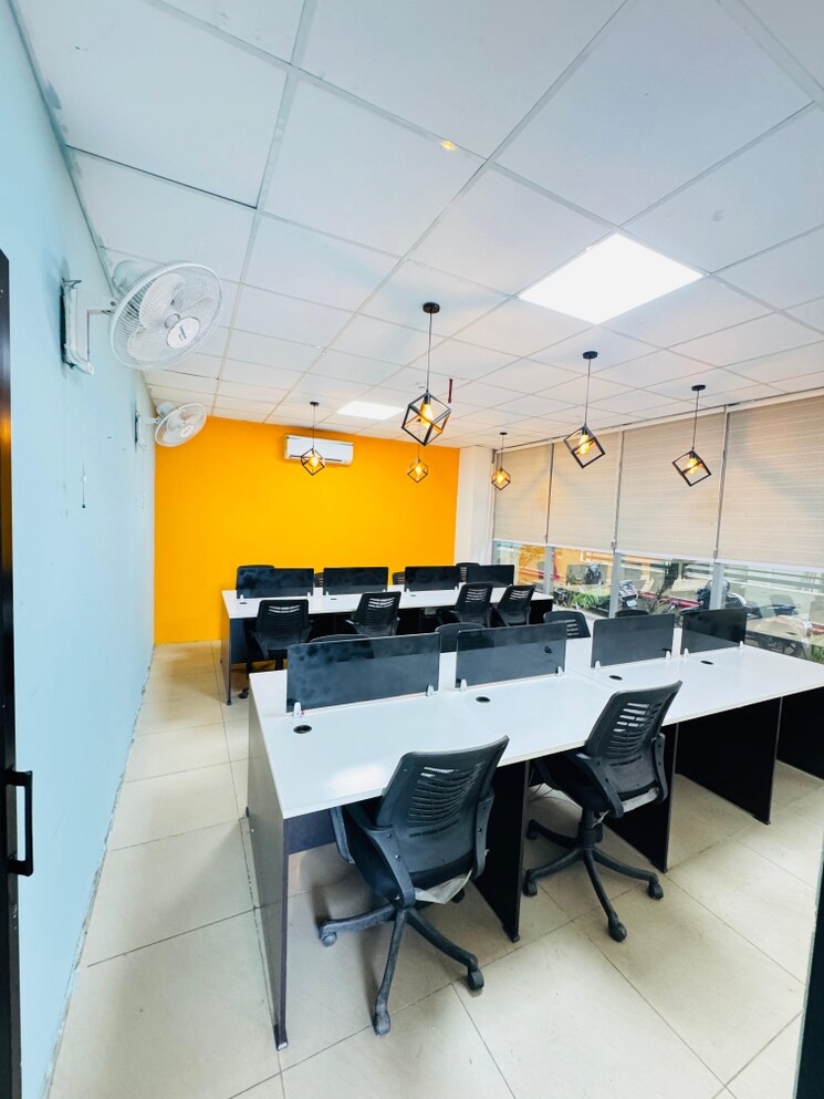 Team Area, sector 74 Commercial Office Space 1000 Sq.Ft. In Sector 74 Mohali 9583364