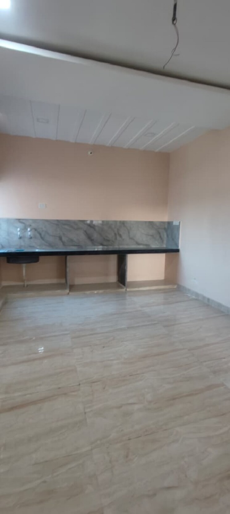 Room, mahadeo ghat road 1 Bedroom 701 Sq.Ft. Independent House In Mahadeo Ghat Road Raipur 9583349