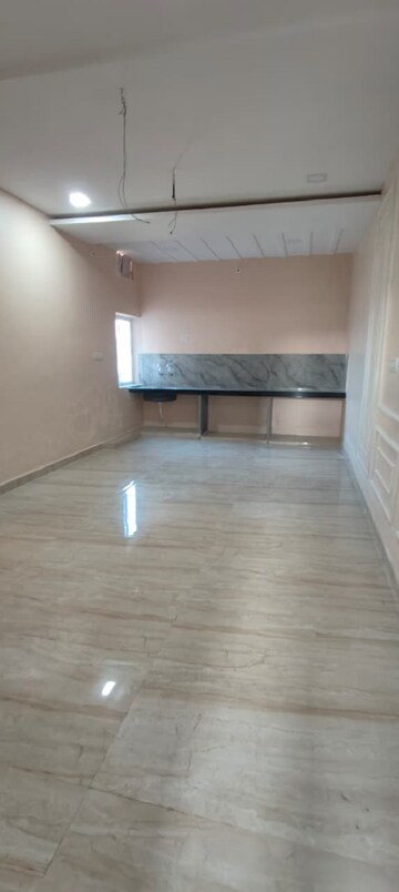 Room in 1 BHK Independent House at Mahadeo Ghat Road – for Rent