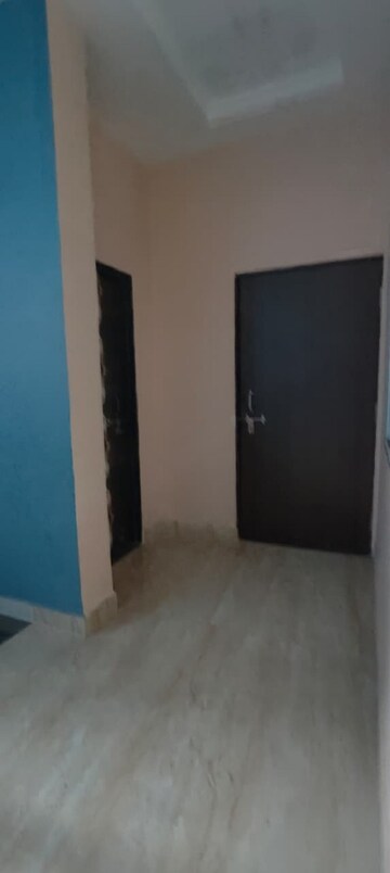 Room in 1 BHK Independent House at Mahadeo Ghat Road – for Rent
