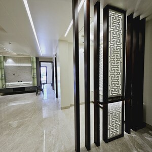 Living Room in 3 BHK Builder Floor at Sector 81 – for Rent