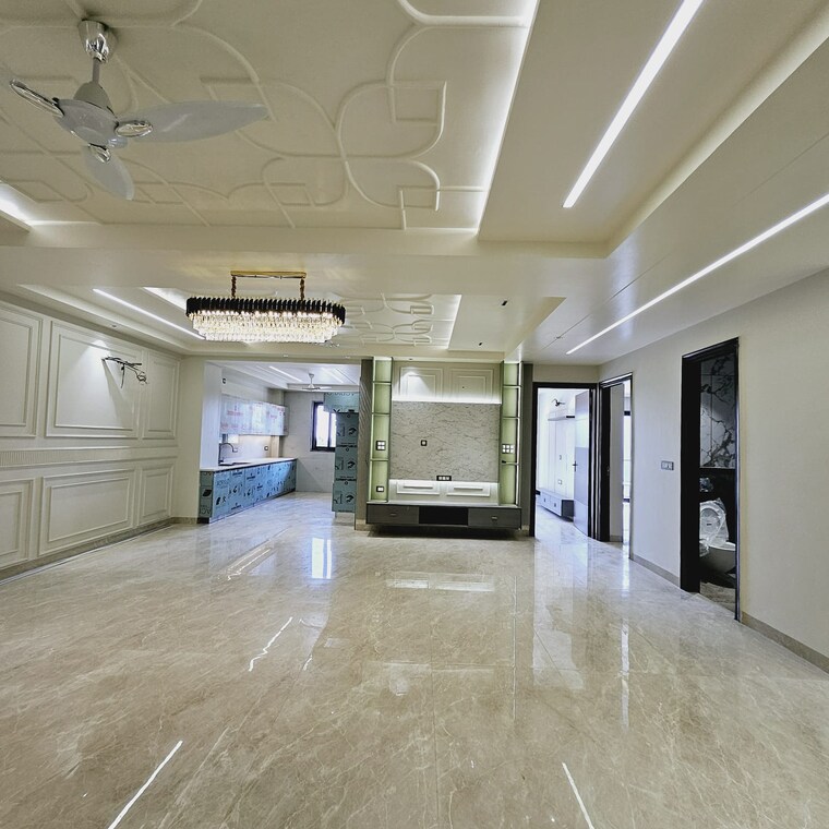  Parking, sector 81 3 Bedroom 2250 Sq.Ft. Builder Floor In Sector 81 Faridabad 9583339