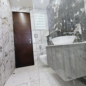 Kitchen in 3 BHK Builder Floor at Sector 81 – for Rent