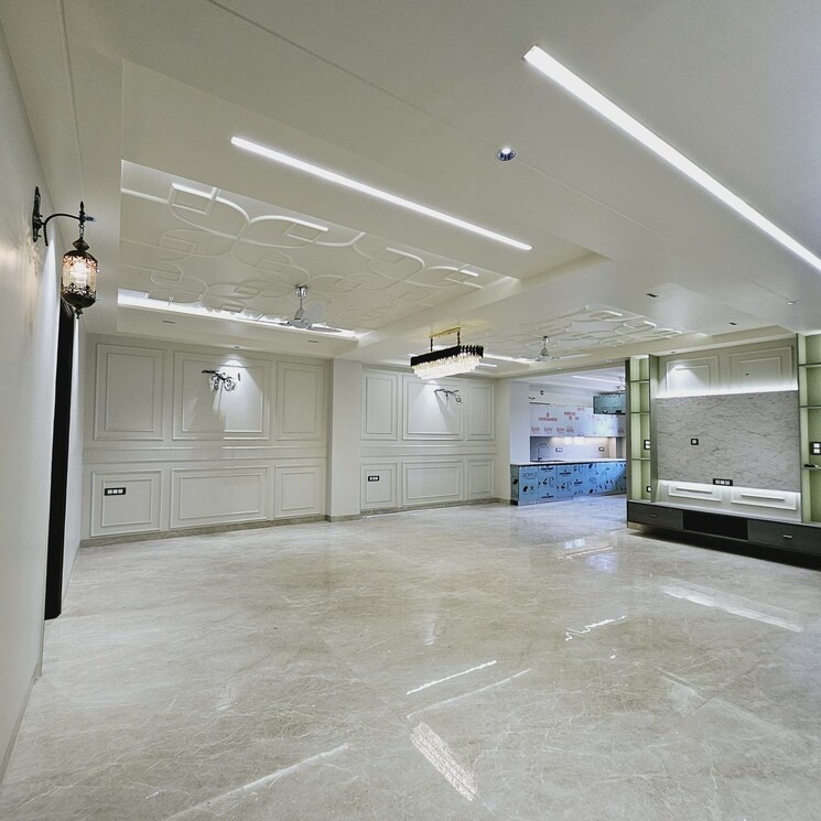  Parking, sector 81 3 Bedroom 2250 Sq.Ft. Builder Floor In Sector 81 Faridabad 9583339