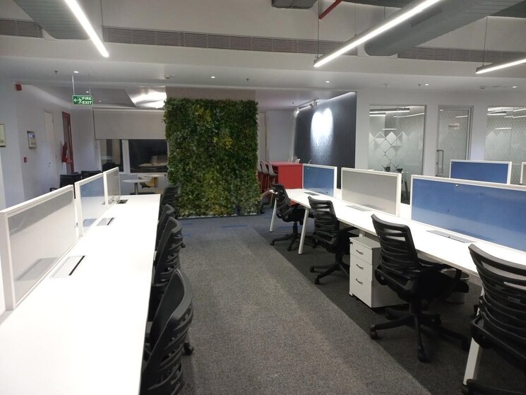 Team Area, fergusson college road Commercial Office Space 4300 Sq.Ft. In Fergusson College Road Pune 9583373