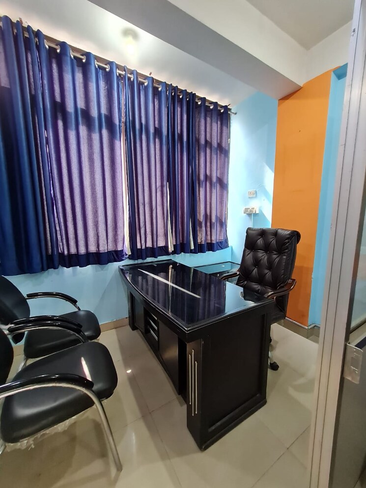 Team Area, dwarka Commercial Office Space 550 Sq.Ft. In Dwarka Delhi 9583385