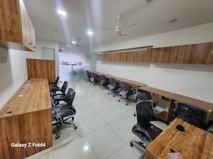  Office Space For Rent in Shyamal
