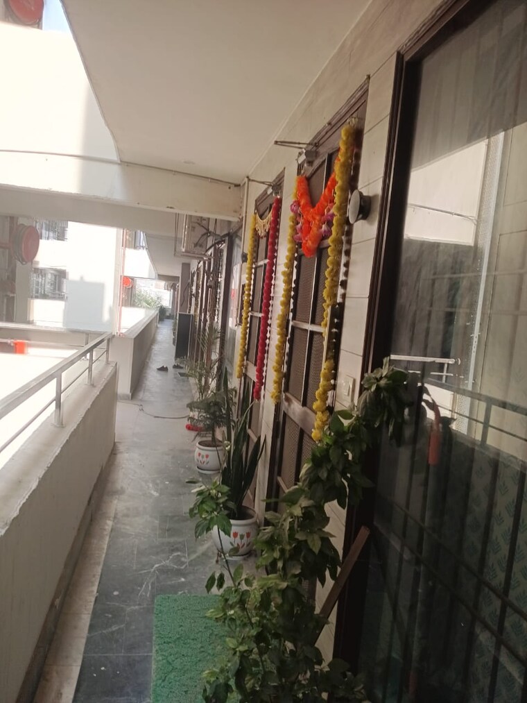 Balcony, dhakoli 3 Bedroom 1800 Sq.Ft. Apartment In Dhakoli Zirakpur 9583399