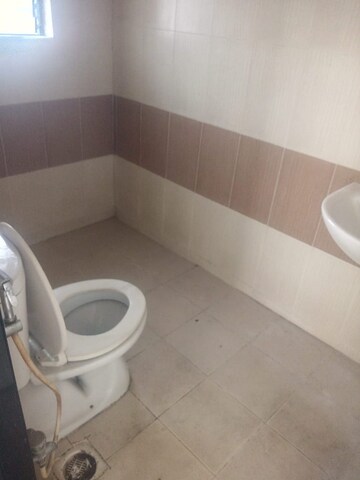 Bathroom in 3 BHK Apartment at Kumar Kruti, Kalyani Nagar – for Rent