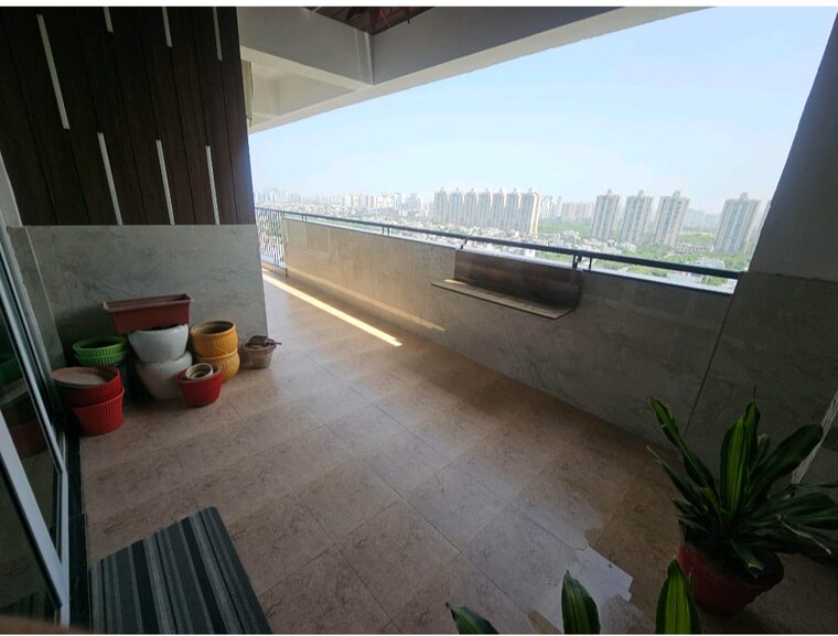 Balcony, parx-laureate 4 Bedroom 3850 Sq.Ft. Apartment In Sector 108 Noida 9583449
