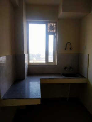 Room in 3 BHK Apartment at Pyramid Altia, Sector 70 – for Rent