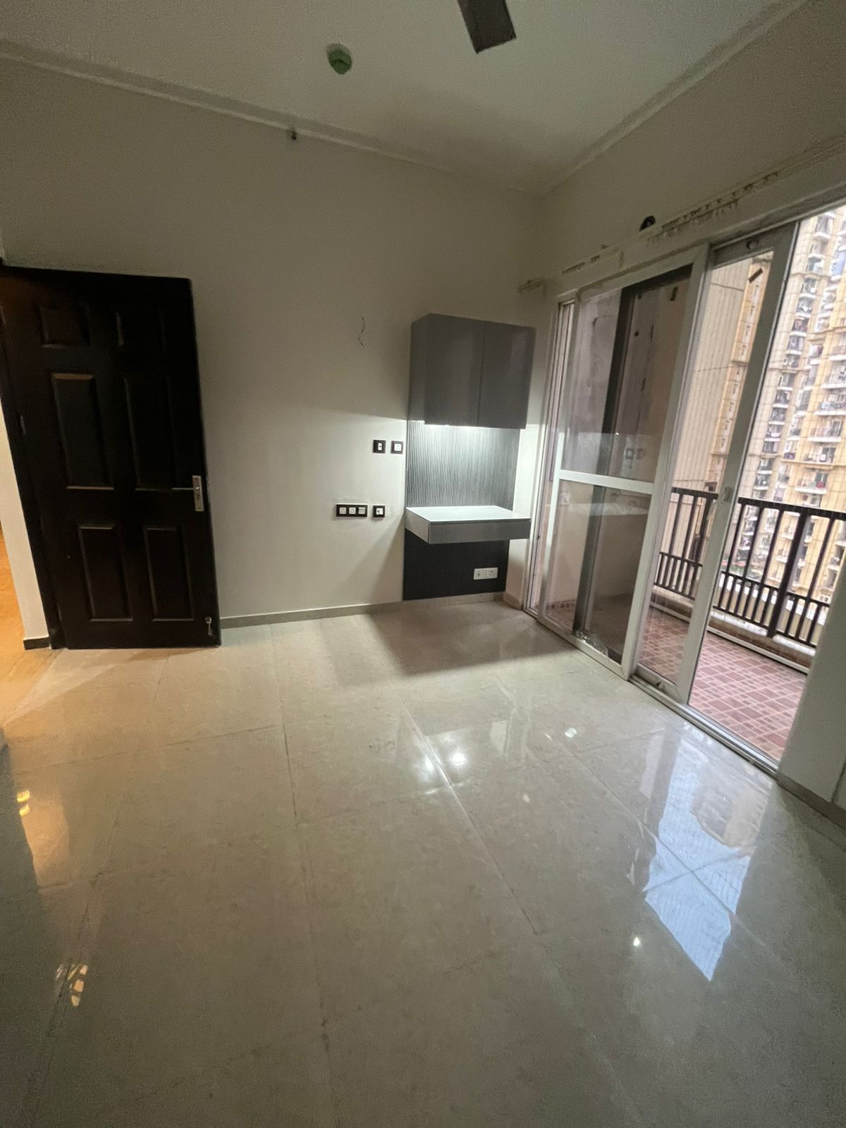 3 BHK + Pooja Room 1660 Sq.Ft. Apartment in Dasnac The Jewel