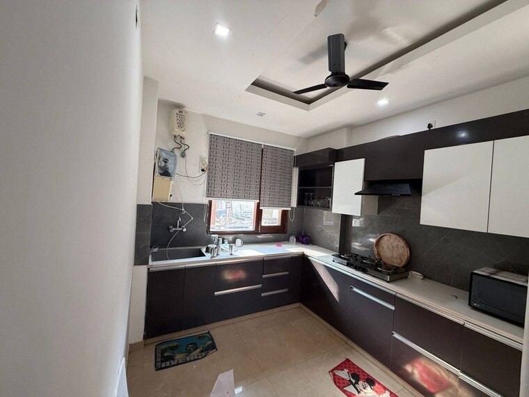 Kitchen, freedom fighters enclave 2 Bedroom 900 Sq.Ft. Apartment In Freedom Fighters Enclave Delhi 9583493