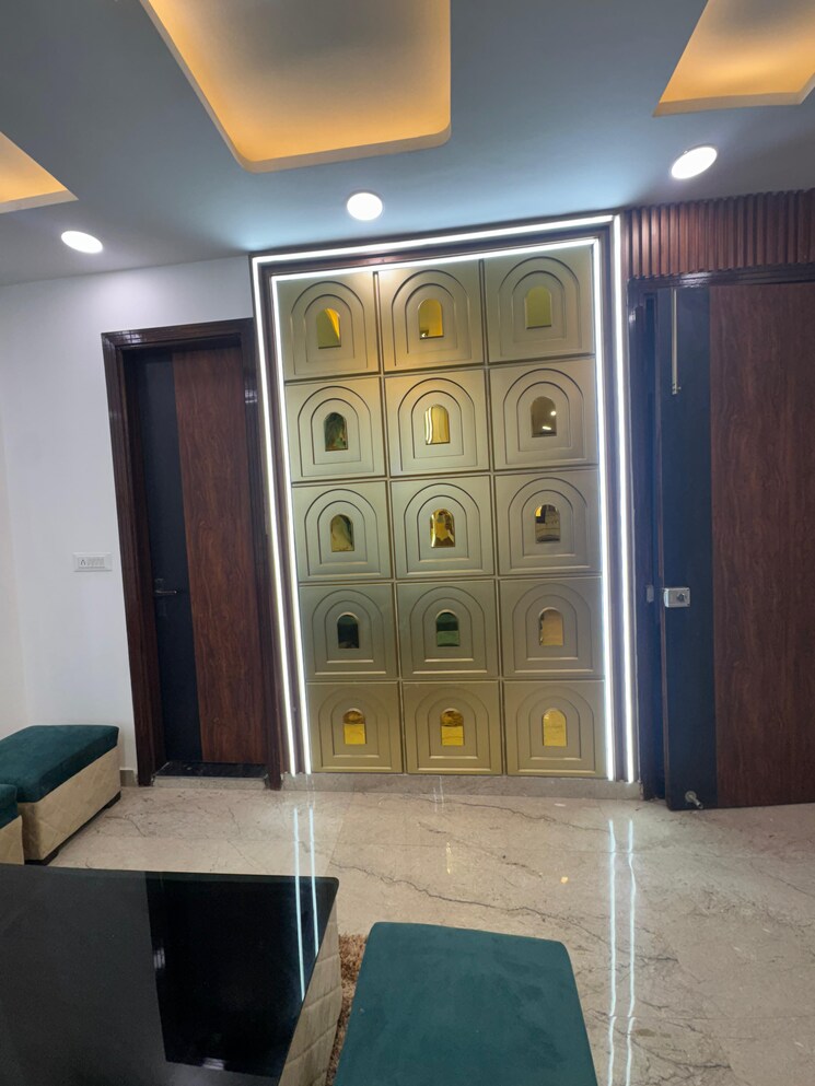 Living Room, dwarka mor 3 Bedroom 950 Sq.Ft. Builder Floor In Dwarka Mor Delhi 9583498