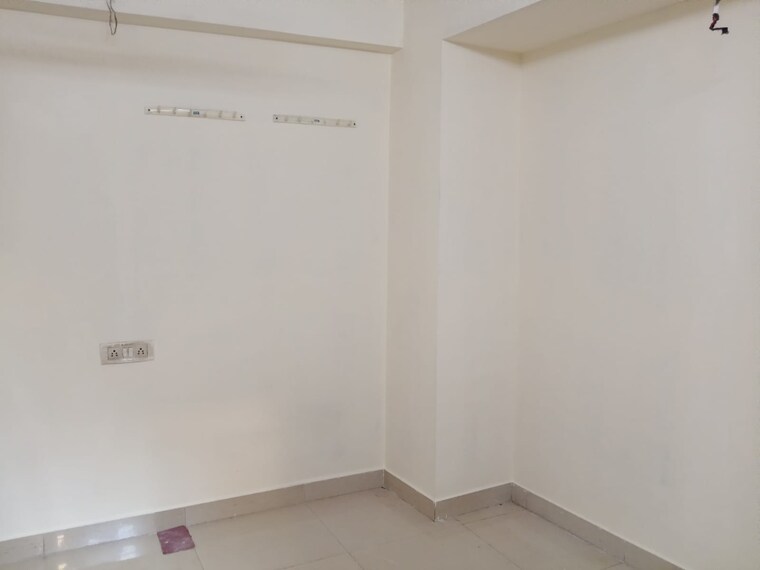 Room, andheri east 1 Bedroom 400 Sq.Ft. Apartment In Andheri East Mumbai 9583476