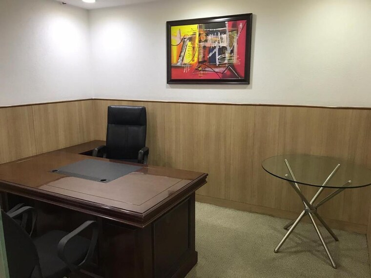 Team Area, mg road Commercial Office Space 1180 Sq.Ft. In Mg Road Indore 9583534