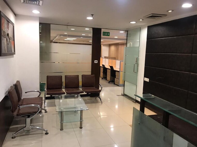 Team Area, mg road Commercial Office Space 1180 Sq.Ft. In Mg Road Indore 9583534