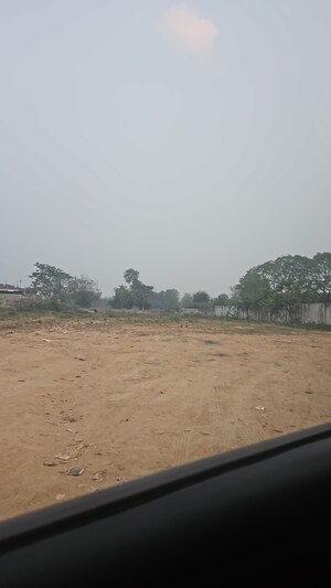  Land For Rent in Sindhu Bhavan Road