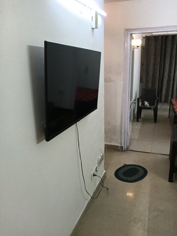 Room in 2 BHK Apartment at Paras Seasons, Sector 168 – for Rent