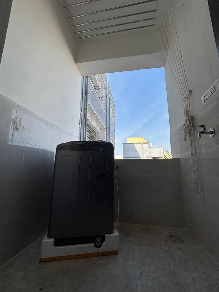 Bathroom, kondapur 1 Bedroom 650 Sq.Ft. Apartment In Kondapur Hyderabad 9583583