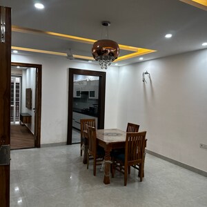 Gym in 3 BHK Builder Floor at Sector 45 – for Rent