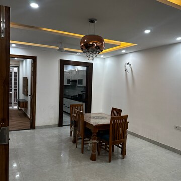 Gym in 3 BHK Builder Floor at Sector 45 – for Rent