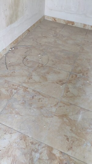 Room in 2 BHK Apartment at SKA Estate, Eta Ii Greater Noida – for Rent