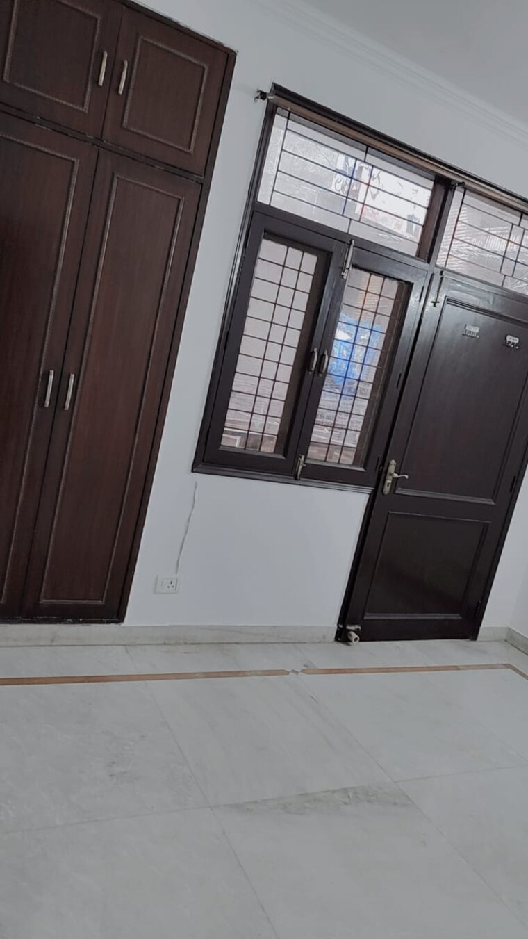 undefined, khirki extension 3 Bedroom 125 Sq.Yd. Builder Floor In Khirki Extension Delhi 9583675