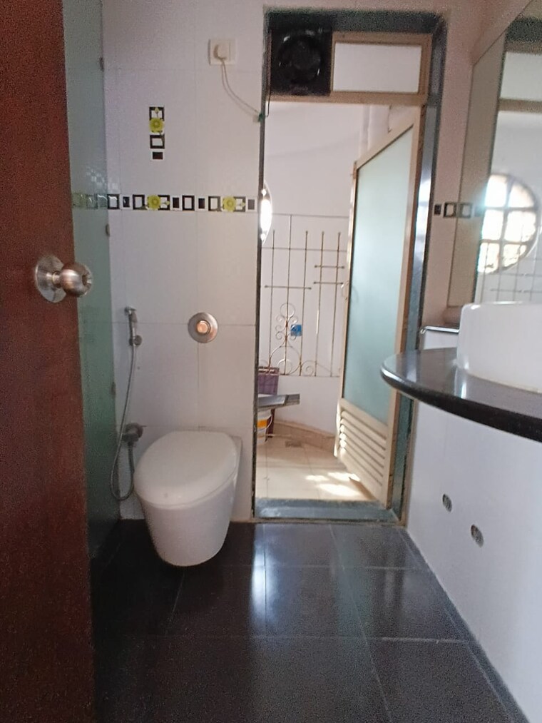 Bathroom, zinnia-chs 2 Bedroom 1150 Sq.Ft. Apartment In Powai Mumbai 9583661