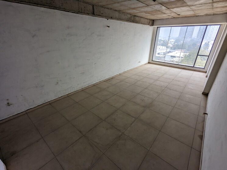 Room, samvaad-east-face Commercial Office Space 2000 Sq.Ft. In Ambli Ahmedabad 9583651