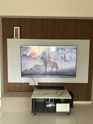 Furnished Amenities in 4 BHK Apartment at Shela – for Rent