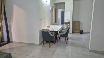 Master Bedroom in 3 BHK Apartment at Chandkheda – for Rent