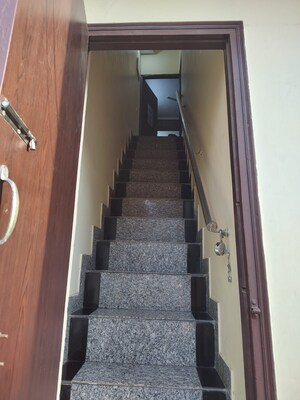 Balcony in 2 BHK Builder Floor at DLF Royale Residences, Dlf Phase I – for Sale