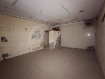  Showroom For Sale in Sector 5