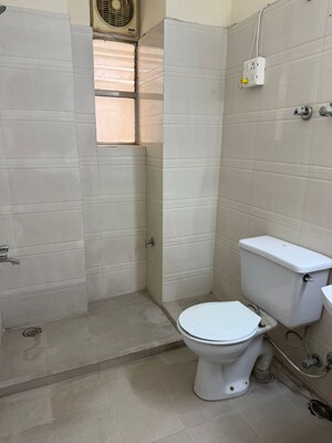 Bathroom in 2 BHK Apartment at Unitech South City Heights, Sector 41 – for Rent