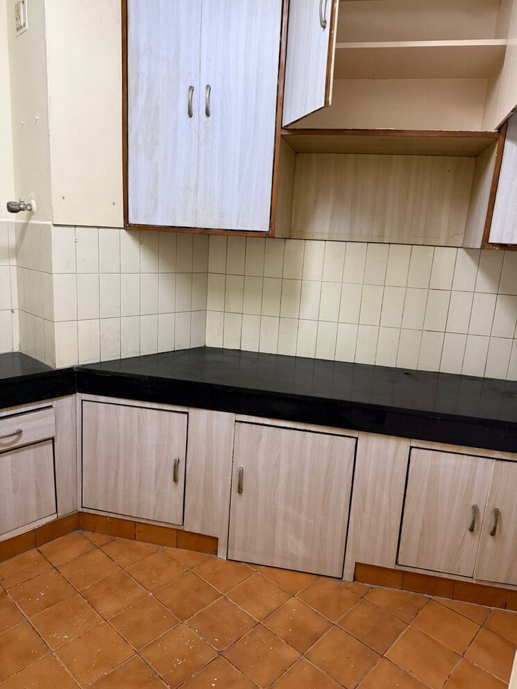 Kitchen, unitech-south-city-heights 2 Bedroom 1200 Sq.Ft. Apartment In Sector 41 Gurgaon 9583738