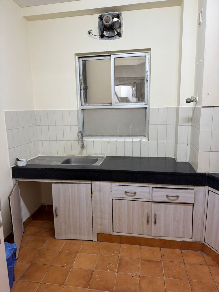 Kitchen, unitech-south-city-heights 2 Bedroom 1200 Sq.Ft. Apartment In Sector 41 Gurgaon 9583738