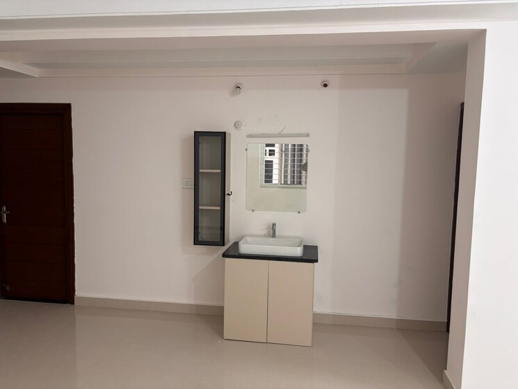 Room, kondapur 3 Bedroom 1750 Sq.Ft. Apartment In Kondapur Hyderabad 9583806
