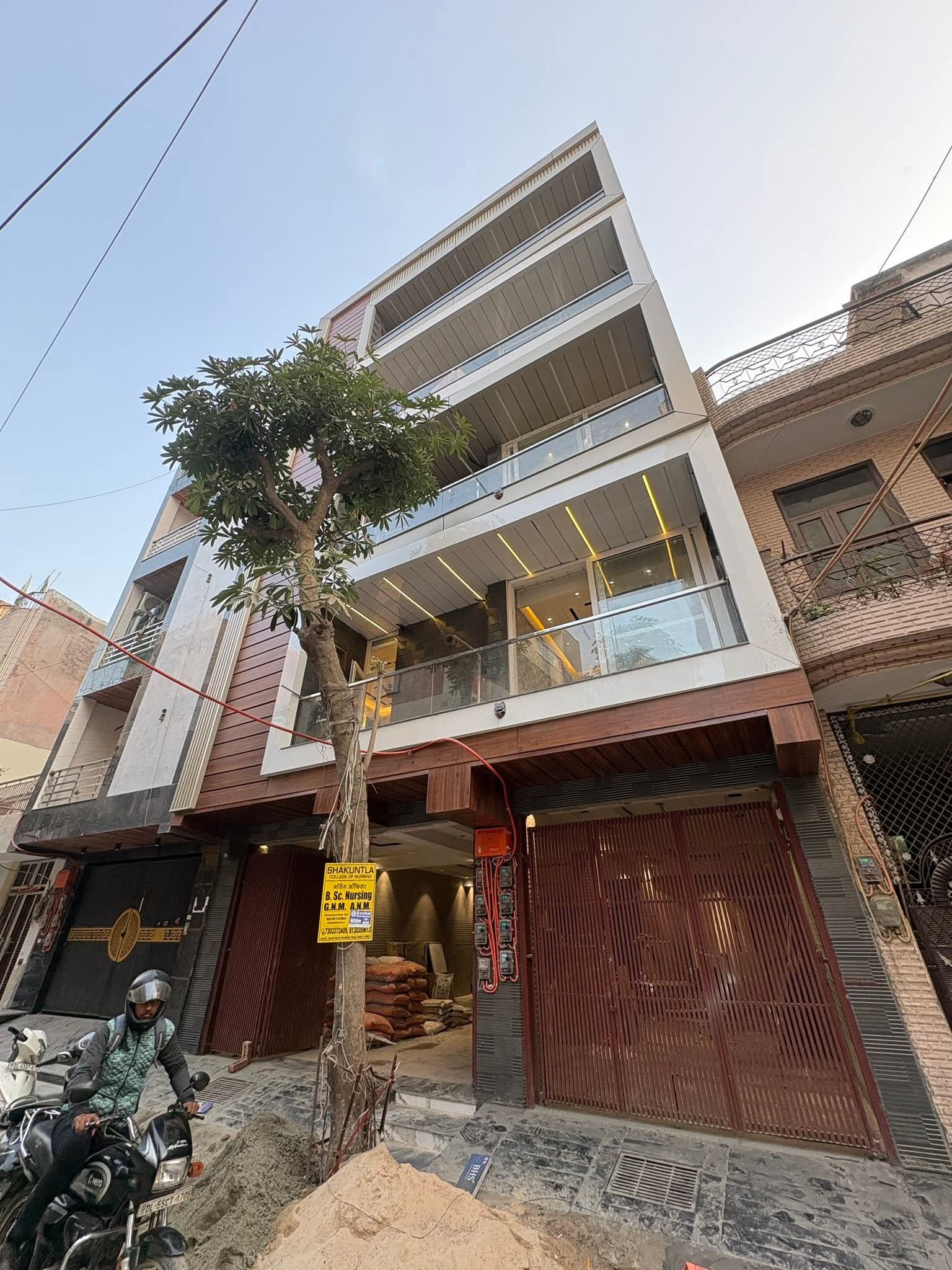 3.5 BHK Builder Floor For Sale in SA HOMES I