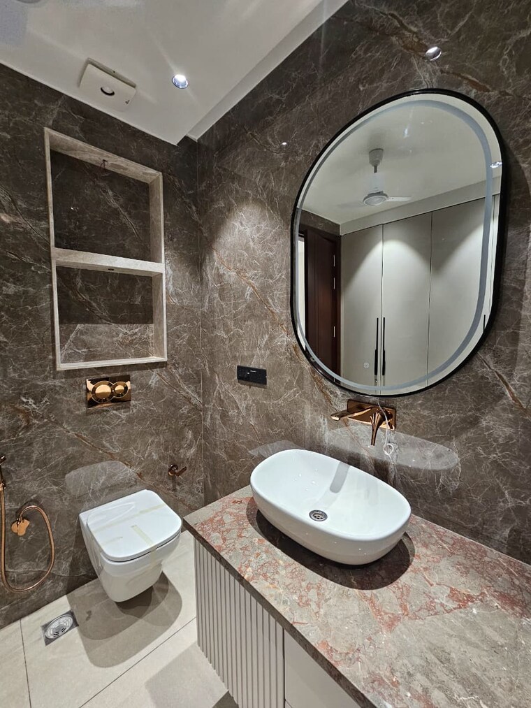 Bathroom, sushant-lok-3 4 Bedroom 2750 Sq.Ft. Builder Floor In Sector 57 Gurgaon 9583763