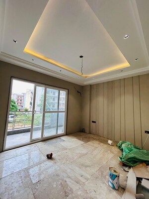 Room in 4 BHK Builder Floor at Sushant Lok 3, Sector 57 – for Sale