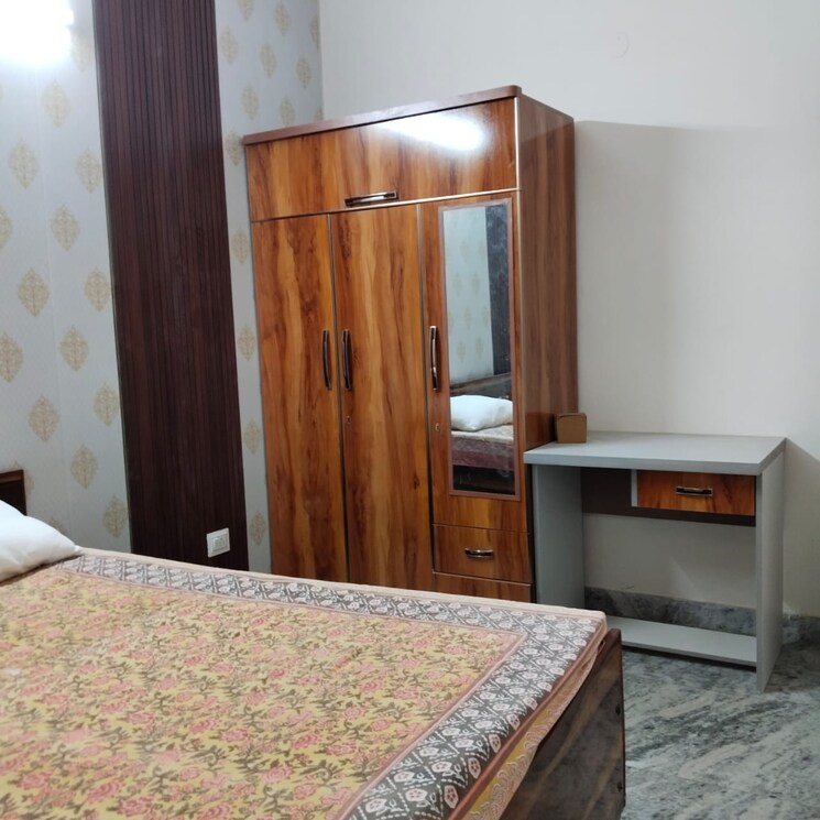 Bedroom, ansal-plaza-sector-23 3 Bedroom 2400 Sq.Ft. Builder Floor In Sector 23 Gurgaon 9583812