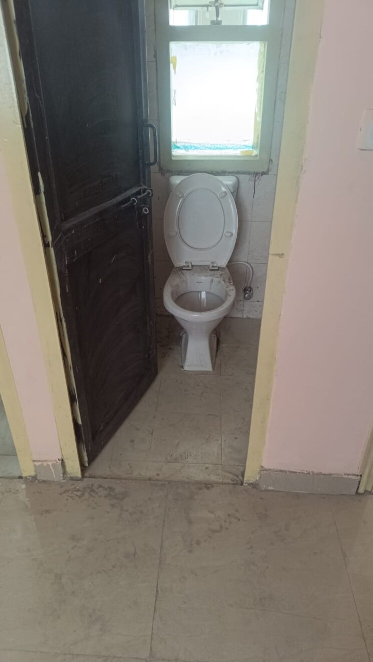 Bathroom, gnida-lohiya-enclave-omicron-1a 2 Bedroom 1250 Sq.Mt. Builder Floor In Omicron 1a Greater Noida Greater Noida 9583822