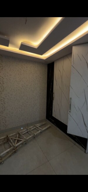 Room in 2 BHK Apartment at RPS Palm Drive, Sector 88 – for Rent