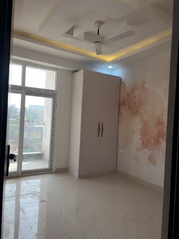 Room in 2 BHK Apartment at Vihaan Garden City, Bisrakh Jalalpur – for Sale