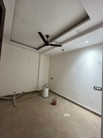 2 BHK Builder Floor For Rent in Govindpuri
