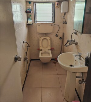 Bathroom in 1 BHK Apartment at Kurla East – for Rent